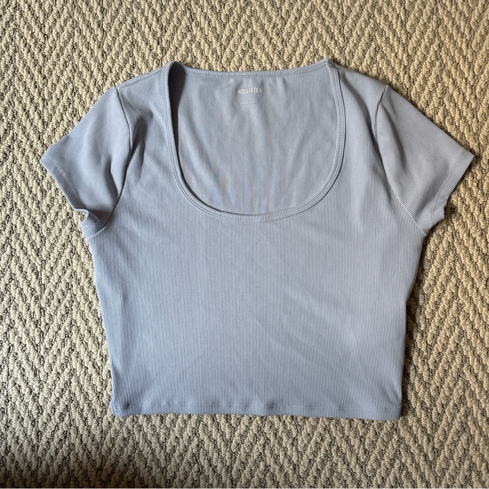 Hollister Women's Soft Blue Crop Top